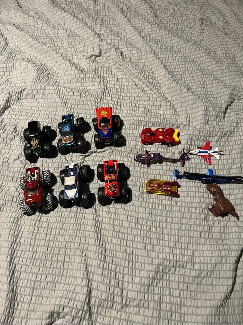 Hot Wheels Monster Trucks & Marvel Vehicles Toy Lot 12 Pieces Mixed Die Cast